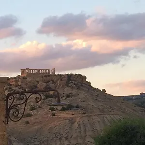 https://il-giardino-di-athena.sicilyhotelsitaly.net